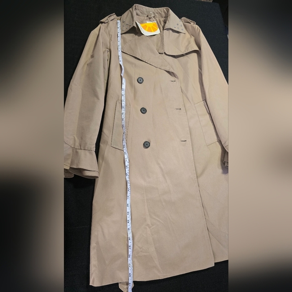 C&C California Light Tan Trench Coat - Picture 8 of 11